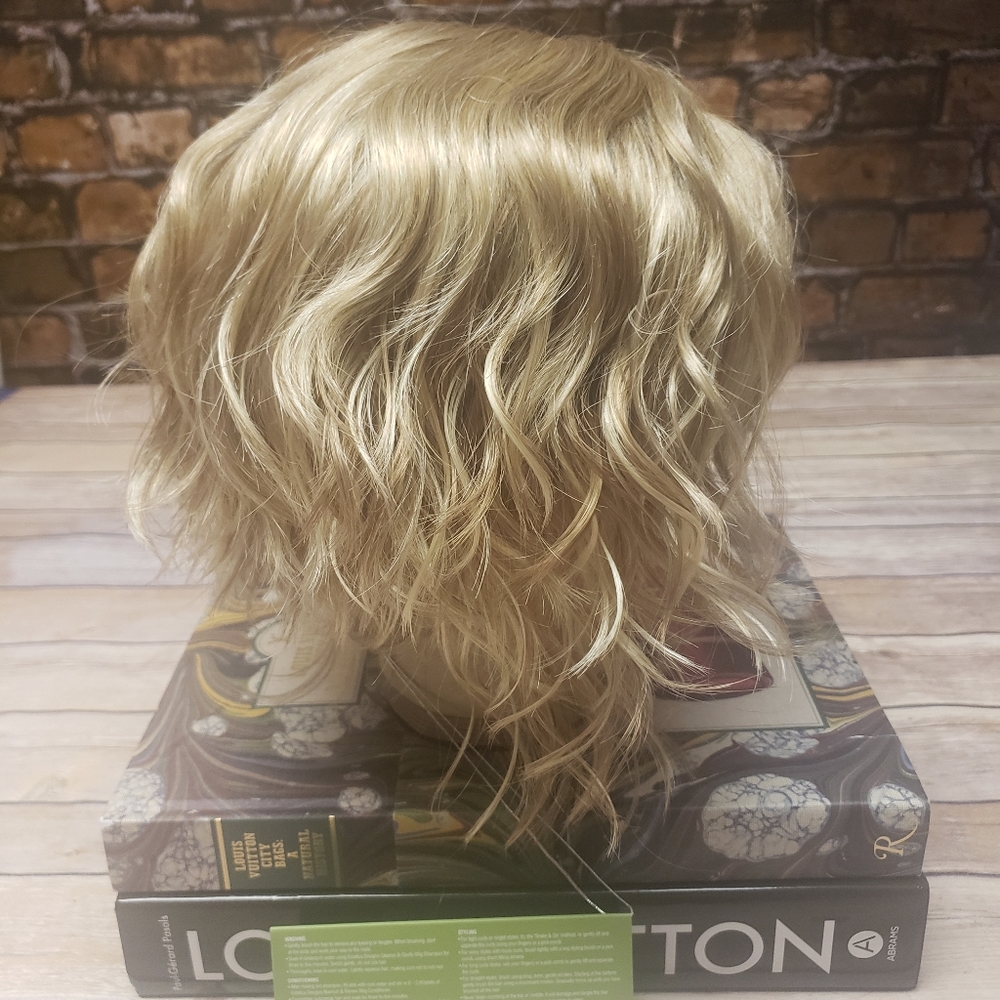 SOLD    Wynter by Estetica